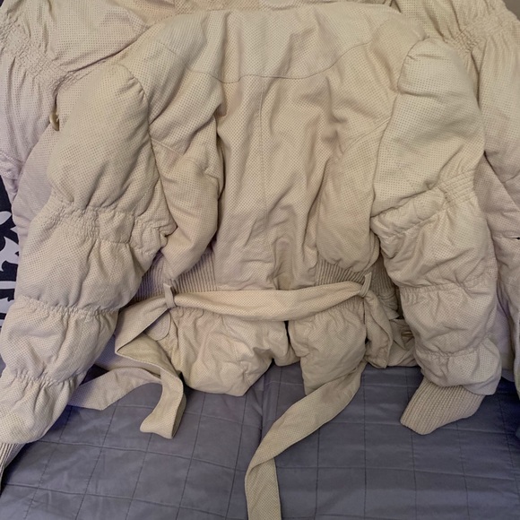 Ugg puffy winter jacket - Picture 4 of 6